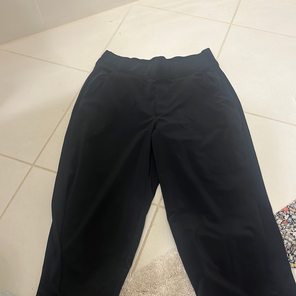 Athlete full length black leisure pants